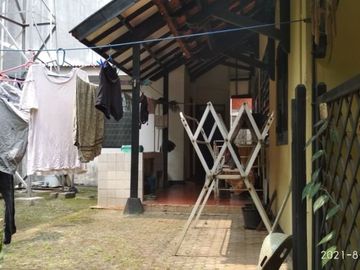 Rumah Bangunan Lama Masih Kokoh Siap Huni Di Kesehatan Jaksel 0115