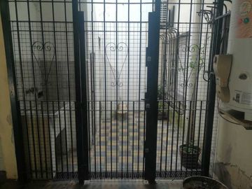 Casa PH en venta en Gerli Este