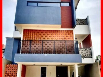 Rumah 3 Lantai dijagakarsa,mewah murah diJakarta selatan