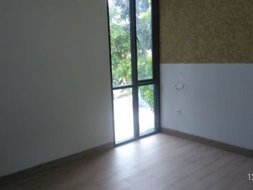 Rumah 3 Lantai dijagakarsa,mewah murah diJakarta selatan