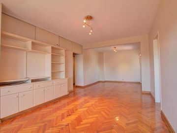 Navarro 4700 - 3 amb c/coch y toilette - Venta - Devoto