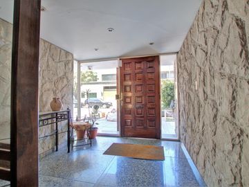 Navarro 4700 - 3 amb c/coch y toilette - Venta - Devoto