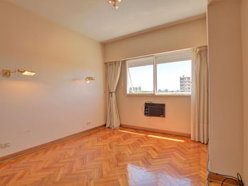 Navarro 4700 - 3 amb c/coch y toilette - Venta - Devoto