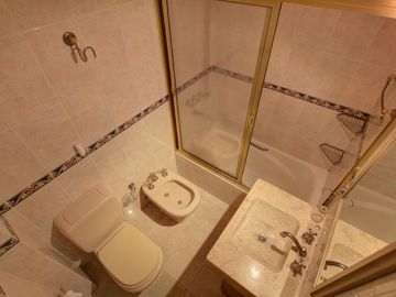 Navarro 4700 - 3 amb c/coch y toilette - Venta - Devoto