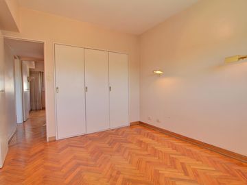 Navarro 4700 - 3 amb c/coch y toilette - Venta - Devoto