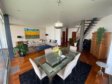 Vendo hermosa casa en La Planicie