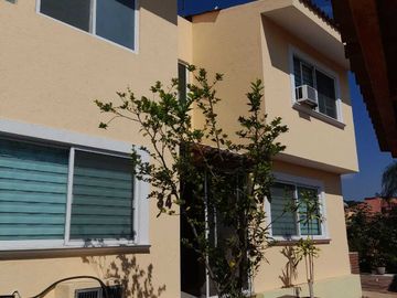 CASA EN VENTA EN BURGOS BUGAMBILIAS ,TEMIXCO , MORELOS.