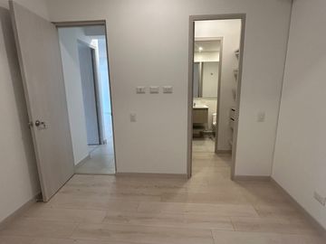 apartamento en arriendo en las vegas. Cod A9433860