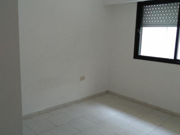 Departamento tipo PH, Planta baja, contrafrente, con patio