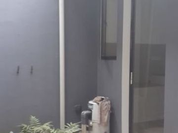 Rumah Cantik 2 Lantai Di Ciledug Raya - 4396