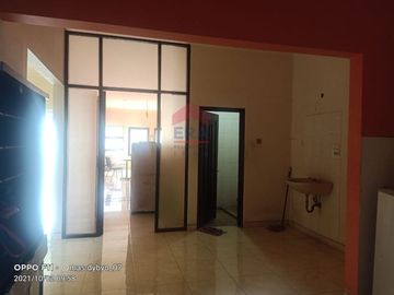 Rumah besar 2 lantai tidak jauh dr jl Jakarta,tanjung sari, Antapani