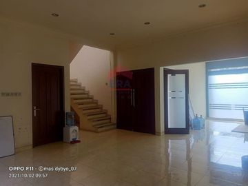 Rumah besar 2 lantai tidak jauh dr jl Jakarta,tanjung sari, Antapani