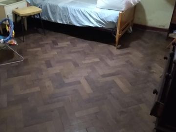 CASA DE 4 AMBIENTES EN LOTE DE 10X40 EN VENTA - VILLA TESEI