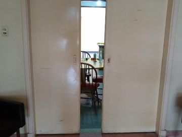 CASA DE 4 AMBIENTES EN LOTE DE 10X40 EN VENTA - VILLA TESEI
