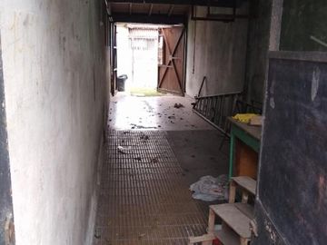 CASA DE 4 AMBIENTES EN LOTE DE 10X40 EN VENTA - VILLA TESEI