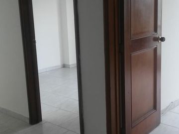 apartamento en venta en capri. Cod V8722