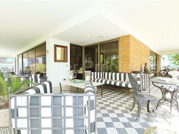 Departamento en Venta en El Golf