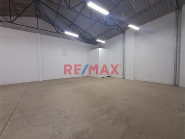 📍 ¡Oportunidad única para invertir en Chiclayo! Local comercial en venta en Torres Paz 175, a media cuadra de Av. Luis Gonzales.
🏗️ Área de terreno: