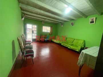 ¡No te pierdas esta oportunidad!
Compra este inmueble como terreno.
📝 Área total: 124.55 m2
      Frente: 5 m
      Fondo: 25 m
Puedes crear un h