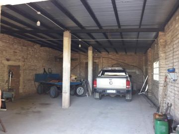 CASA QUINTA CON FINCA 12 HA