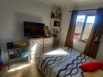Casa en venta de 4 dorm. en Papudo