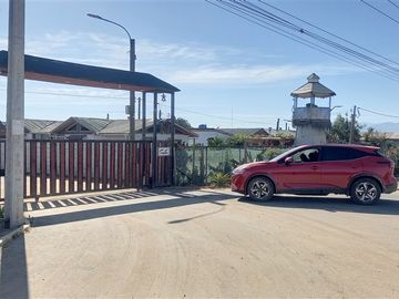 Casa en venta de 4 dorm. en Papudo