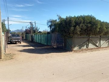 Casa en venta de 4 dorm. en Papudo