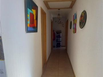 Casa en venta de 4 dorm. en Papudo
