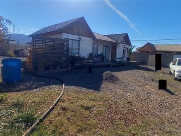 Casa en venta de 4 dorm. en Papudo