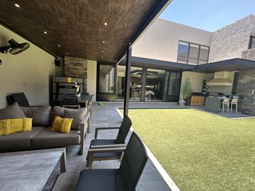 VENTA DE CASA EN CLUB DE GOLF LA LOMA
