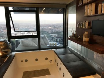 Exclusivo Penthouse de lujo totalmente amueblado en Venta en ADAMANT II
