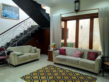 Rumah Cikutra baru dekat Cigadung, Dago Bandung