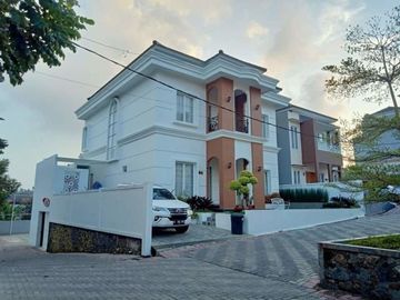 Hunian dalam cluster dengan lingkungan yang islami Bandung