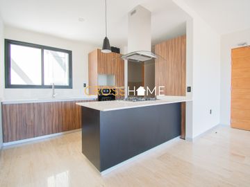 Departamento de 2 rec en handiko towers, en el centro de juriquilla, querétaro