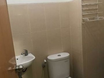 Apt. BaleHinggil Hadap selatan fully furnish