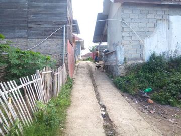 43 Tumbak Tanah, Rumah dan Kandang Sapi, Tugumukti Dekat SPN, Cisarua, Bandung Barat