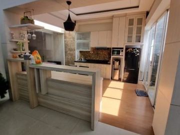 Rumah Mewah Royal Residence Wiyung Surabaya Barat dkt Citraland Graha