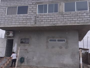 Se Vende Casa Cerca del Mar en Ballenita