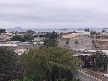 Se Vende Casa Cerca del Mar en Ballenita