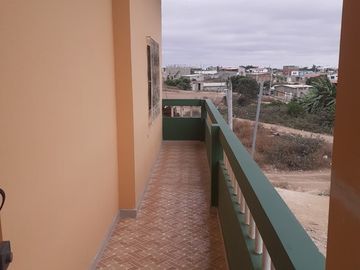 Se Vende Casa Cerca del Mar en Ballenita