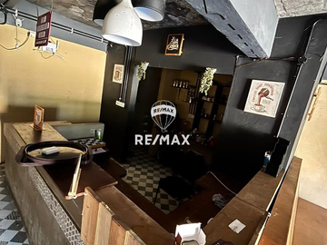 DIJUAL CEPAT Ex.CAFE, LOKASI HOOK STRATEGIS, TENGAH KOTA-BANYUWANGI