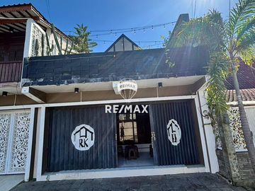 DIJUAL CEPAT Ex.CAFE, LOKASI HOOK STRATEGIS, TENGAH KOTA-BANYUWANGI