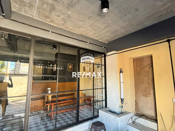 DIJUAL CEPAT Ex.CAFE, LOKASI HOOK STRATEGIS, TENGAH KOTA-BANYUWANGI