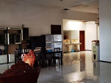 Dijual villa di tretes dengan bangunan luas nyaman dan cocok untuk berlibur