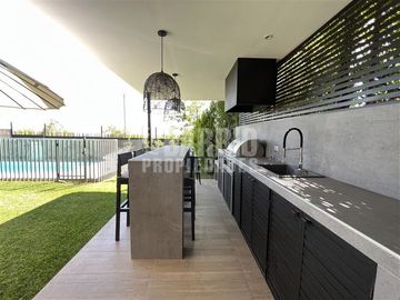 Casa en Venta en Chamisero / Chicureo
