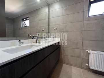 Casa en Venta en Chamisero / Chicureo
