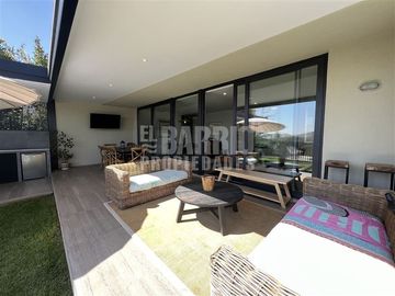 Casa en Venta en Chamisero / Chicureo