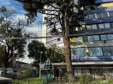 Local Comercial en venta en Providencia, para remodelar