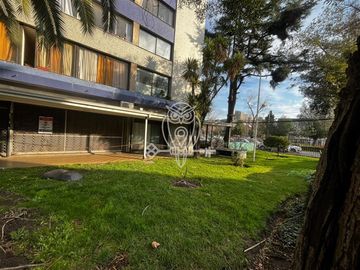 Local Comercial en venta en Providencia, para remodelar