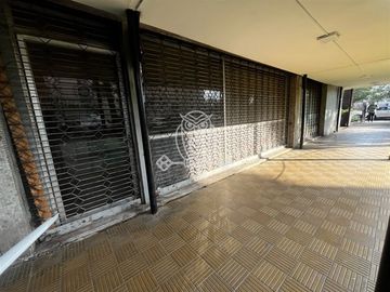 Local Comercial en venta en Providencia, para remodelar